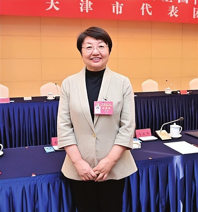 金东寒最新消息,金东寒最新消息，冬日暖阳下的温情故事