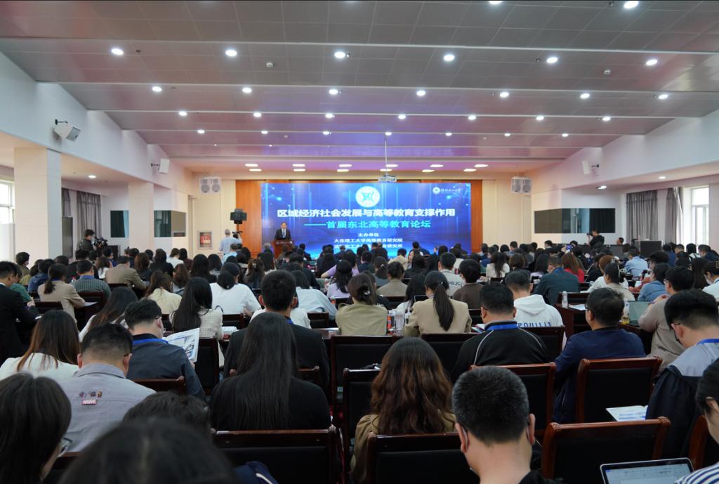 沈阳化工大学动态资讯,沈阳化工大学的自然探索之旅，一场远离尘嚣的心灵觉醒