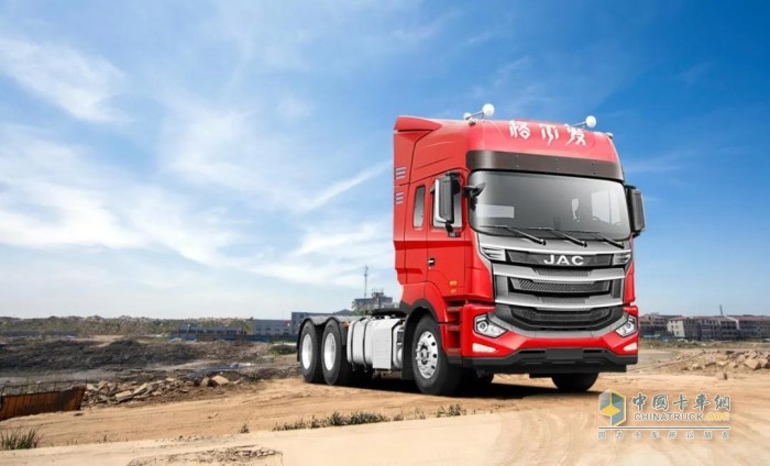 格尔发最新款牵引车,🚚格尔发最新款牵引车，震撼登场！🚛